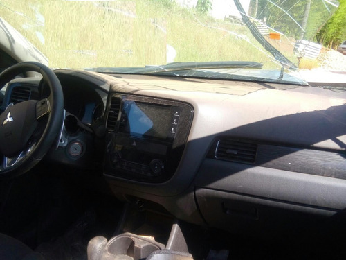 Imagem 3 de 14 de Sucata Mitsubishi Outlander 2.0 2016 Retirada De Peças