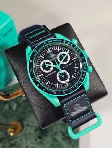Reloj Watch Moonswatch: Misión En La Tierra Lava