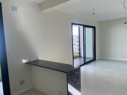 Venta Duplex 3 Amb.lujan A Estrenar Fondo Parrilla
