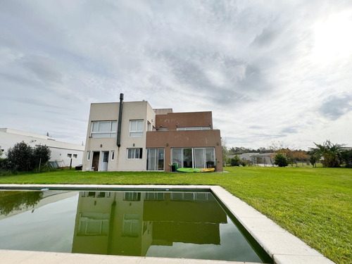 Imagen 27 de 30 de Casa En Venta Bº Norte A Laguna C/pileta