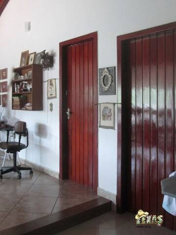 Imagem 4 de 15 de Sobrado Vende Ou Permuta Minas Gerais - 2342