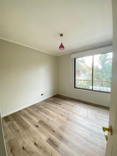 Acogedora Casa En Barrio Residencial, Con Acceso Controlado.