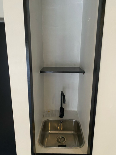 Arriendo Estudio A Pasos Del Metro U Catolica Y Santa Isabel