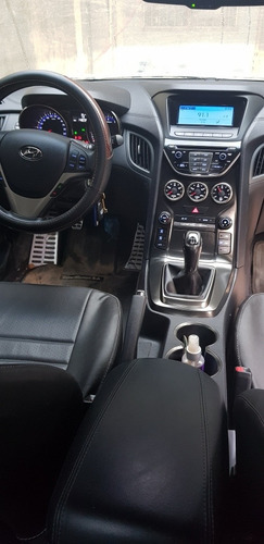 Hyundai Genesis 2.0 Coupe T 275cv Mt 2012