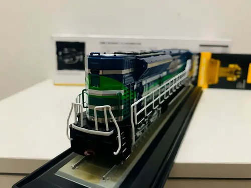 Miniatura Caterpillar Trem Locomotive Sd70 Ace-t4 1/87 Cor Azul