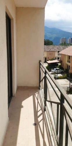 Imagen 2 de 10 de Apartamento En El Guayabal, Naguanagua. Pla-1180