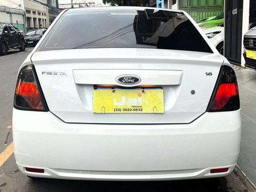 Ford Fiesta 1.6 MPI SEDAN 8V FLEX 4P MANUAL