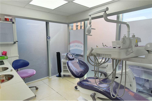 Clinica Dental Y Estetica Facial, Lista Para Usar!