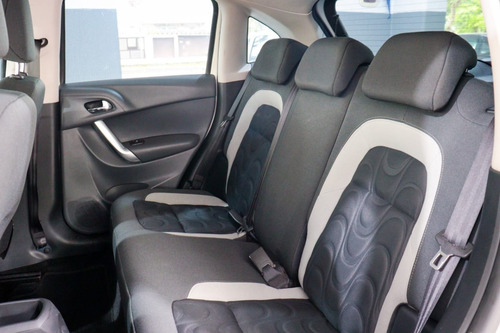 Imagem 12 de 14 de Citroën C3 1.5 Tendance 2014