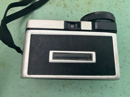 Kodak Instamatic 154 - Cámara Analógica Roja Gris (Usado)