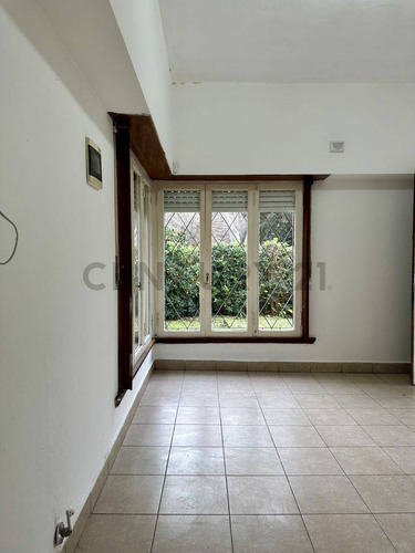 Casa En Venta En Villa Elisa