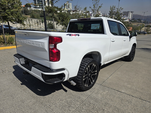 Chevrolet Silverado 5.4 2500 Doble Cabina Ls 4x4 At