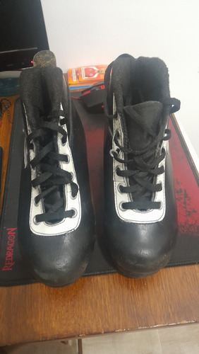 Botas Hockey Sobre Patin. Talle 27/28 Oportunidad 