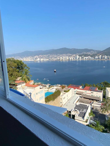 Gran Vista/3 Rec. Con Baño/construcción Sólida
