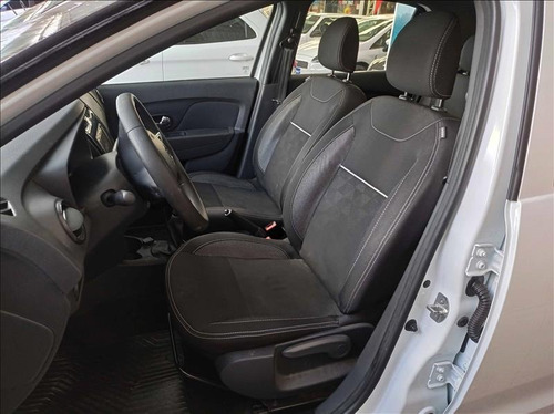 Imagem 12 de 14 de Renault Logan 1.0 Zen Flex Manual 2020