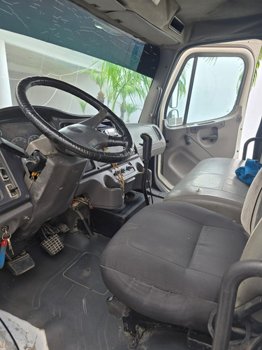 Mercedez Benz M2 Modelo 2000
