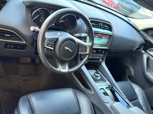 Jaguar F-PACE 2.0 16V INGENIUM PRESTIGE AWD 4P AUTOMÁTICO