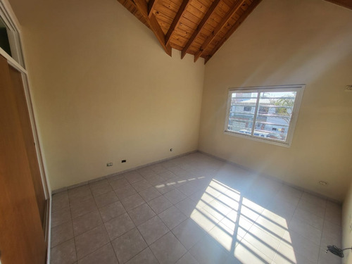 Venta De Duplex 4 Ambientes En Ituzaingo Norte