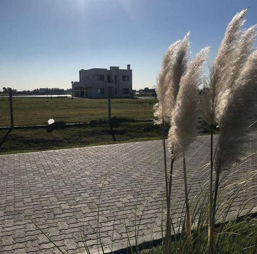 Oportunidad!!! Lote Interno De 697 M2 En Barrio Cerrado Sebastián Gaboto (pueblos Del Plata), Hudson