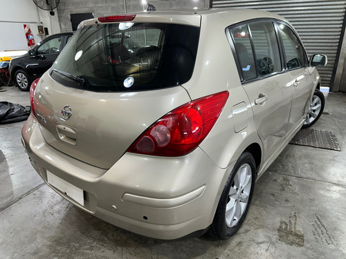 Nissan Tiida 1.8 Tekna