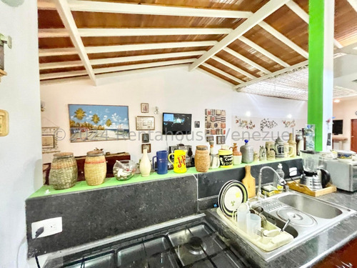 Kl Vende Espectacular Casa Concepto Abierto Moderna En Cabudare #24-26224