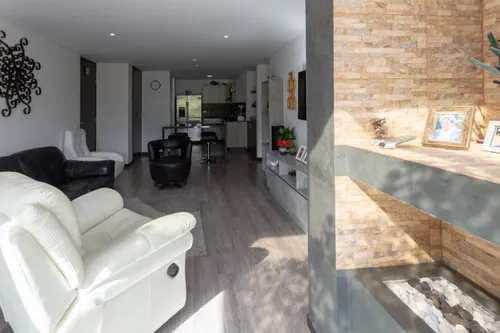 Apartamento En Venta En Llano Grande. Cod V18290