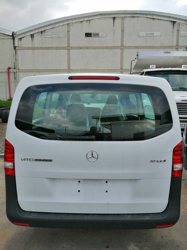 Mercedes-benz Vito 111
