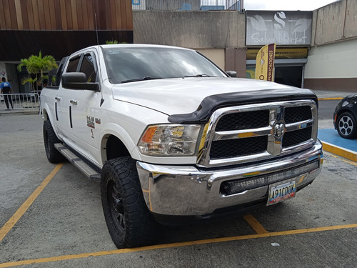Imagen 3 de 17 de Dodge Ram 2500