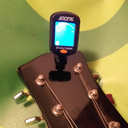 Afinador Clip Cromatico Guitarra, Bajo, Ukelele