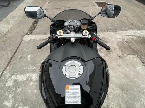 Yamaha R6