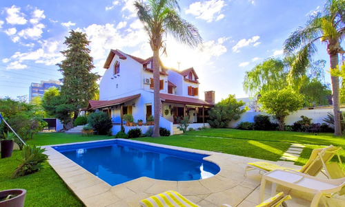 San Miguel - Exclusiva Propiedad - Con Consultorio, Oficina O Departamento Independiente Con Baño