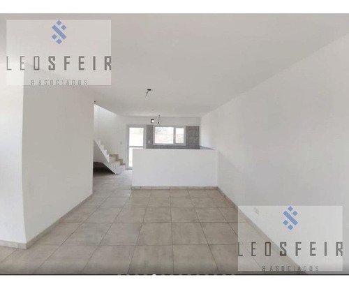 Imagen 4 de 14 de Venta De Dúplex 2 Dorm -plottier