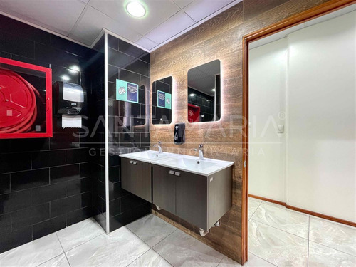 Arriendo Oficina Ubicada En Arturo Prat, Concepción