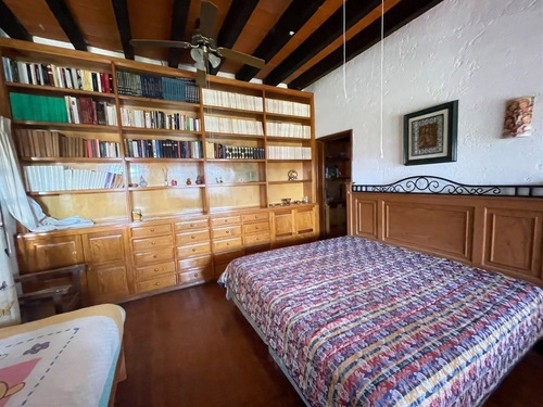 Casa Hacienda Con Cancha De Tenis | Reforma