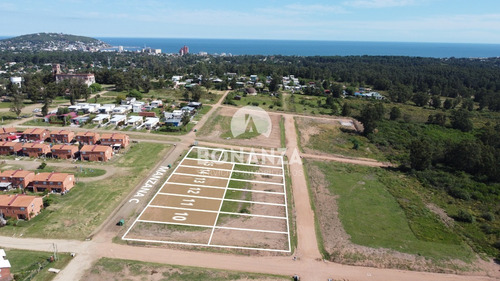 Imagen 4 de 7 de Venta En Piriápolis. Praderas Del Mar. Terrenos Financiados.