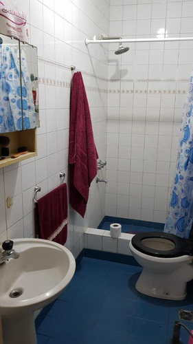 Imagen 9 de 15 de Casa De 4 Ambientes, Con Amplio Patio Y Terraza
