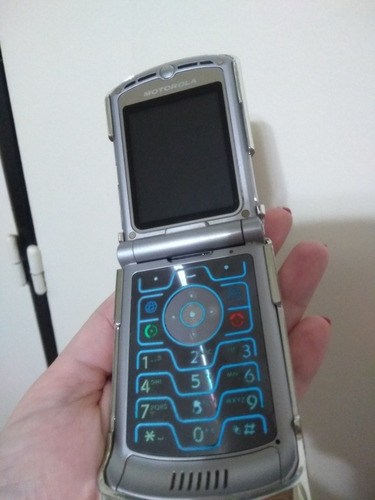 Imagen 9 de 9 de Celular Vintage Motorola V3 Glitter Funda Personal