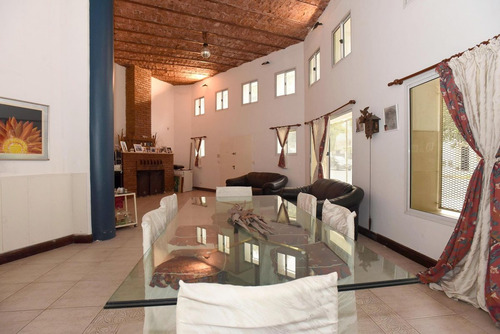 Venta Casa 4 Amb En Flores Cochera, Apto Credito