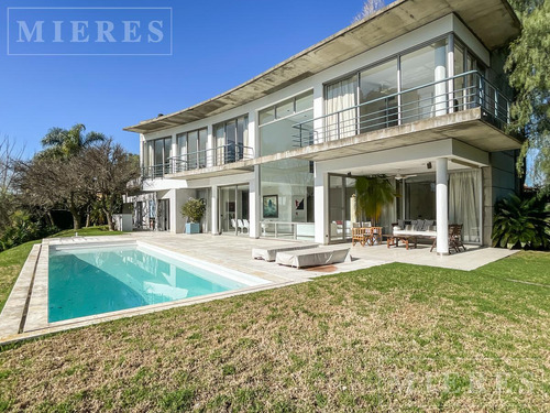 Muy Linda  Casa Moderna  A La Venta En Santa Maria De Tigre Al Río!!