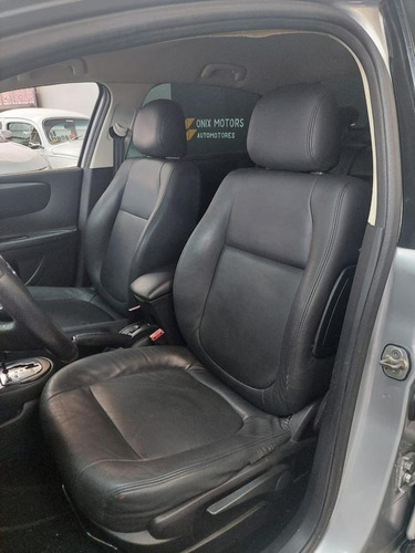Imagem 11 de 15 de Citroën C4 Pallas 2.0 Exclusive Pack 16v 2013
