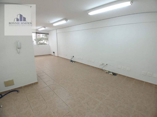 Imagem 2 de 7 de Sala Comercial À Venda Em Moema, Edifício New Office Center, Sala Ampla Com Ótima Iluminação, 1 Banheiro, Ar Condicionado, 1 Vaga, 32 M², São Paulo. - Sa0552
