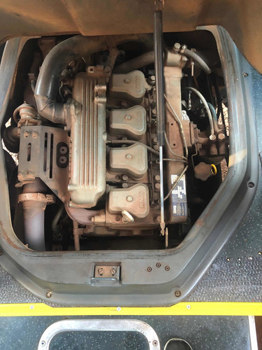 Marcopolo V8
