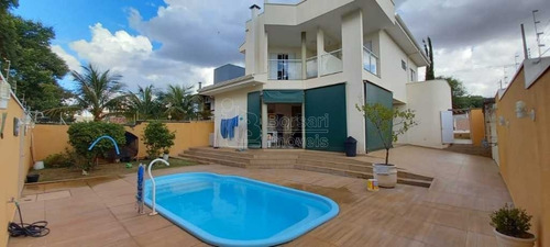 Imagem 1 de 6 de Venda De Casas / Padrão Na Cidade De Araraquara 10989