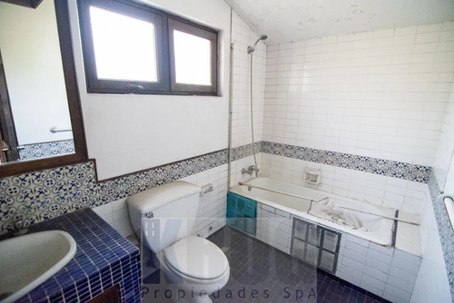 Venta Propiedad De Uso Mixto En Vitacura