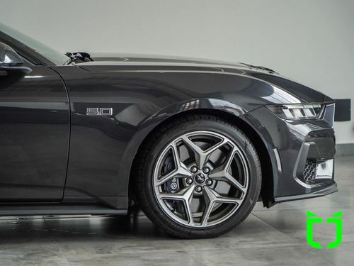 Ford Mustang 5.0 V8 32V COUPÊ GT PERFORMANCE AUTOMÁTICO
