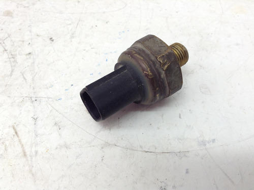 Sensor Presion Aceite Chevrolet Sonic 1.6 Std Mod 12-16 (Usado)