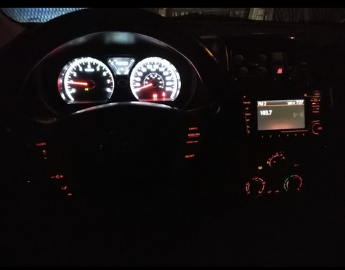 Nissan Versa 1.6 Advance Mt 2016