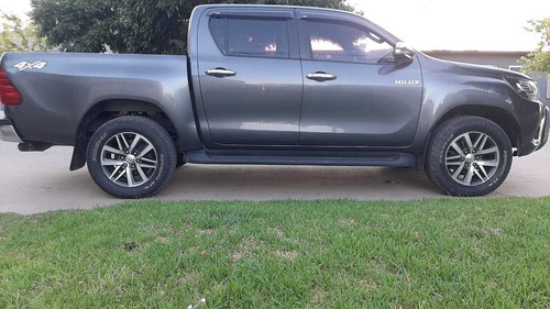 Toyota Hilux 2.8 Cd Srv 177cv 4x4 At 2016