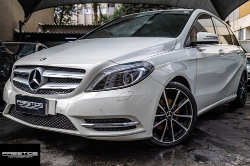 Imagem 1 de 10 de M Benz B200 Ano 2014