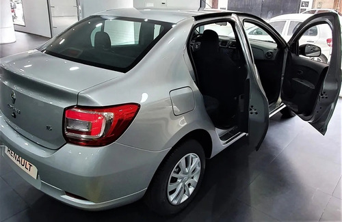 Imagen 15 de 16 de Renault Loga Life 1.6 En Stock Fisico Para Retiro Inmediat H